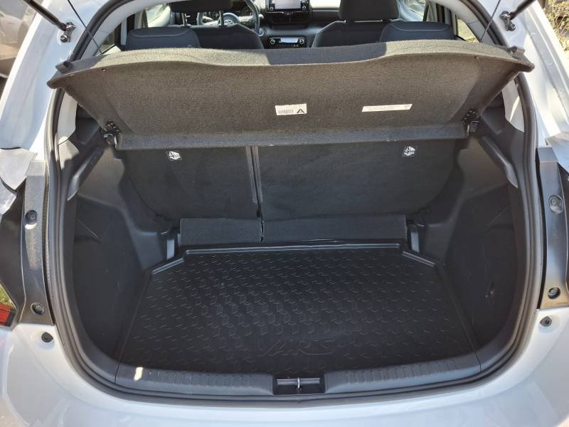 Toyota Yaris - Photo 8