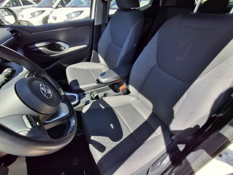 Toyota Yaris - Photo 9
