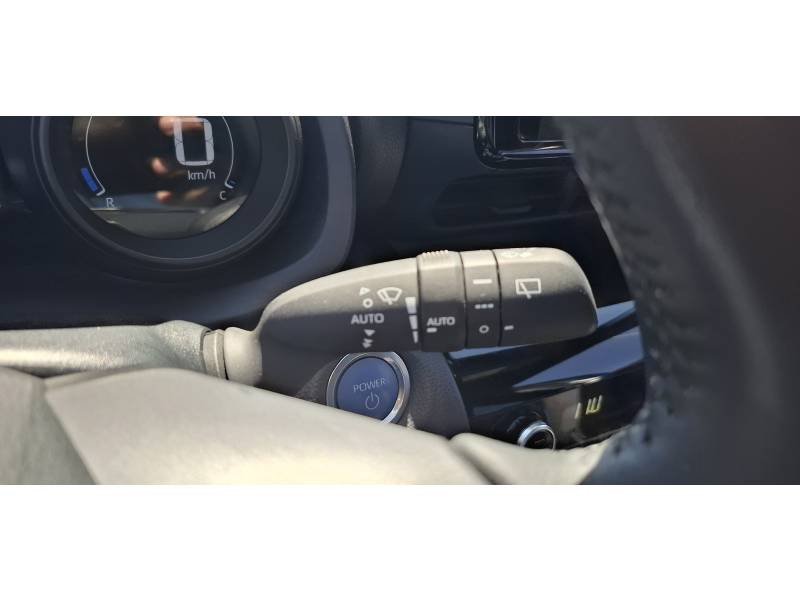 Toyota Yaris - Photo 17