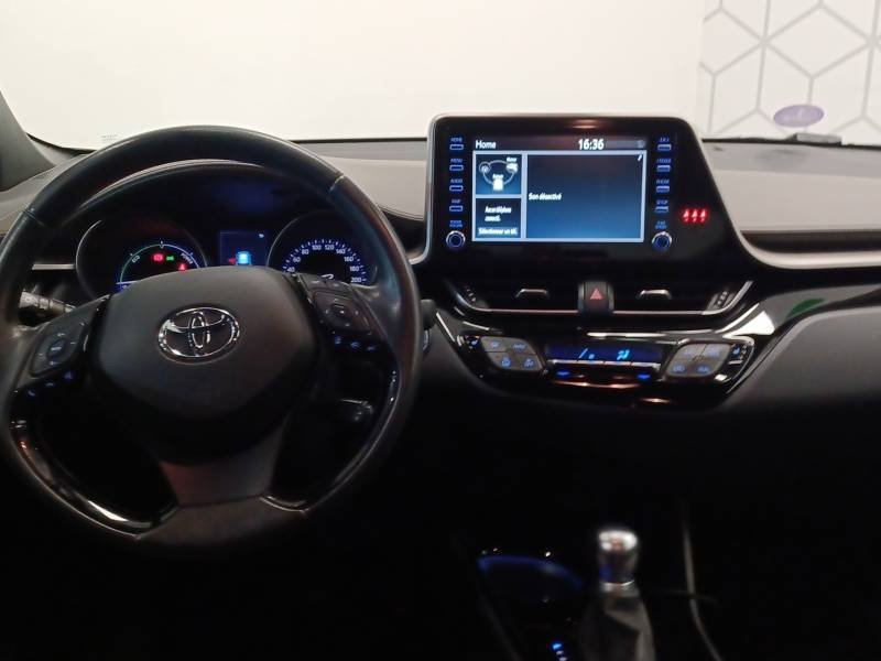 Toyota C-HR - Photo 11