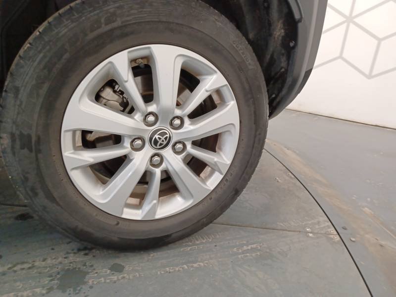 Toyota Yaris - Photo 9