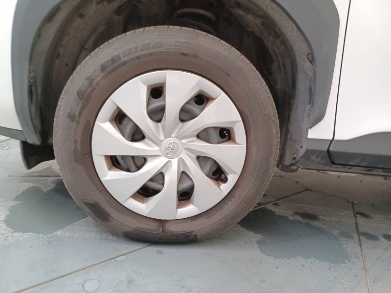 Toyota Yaris - Photo 9