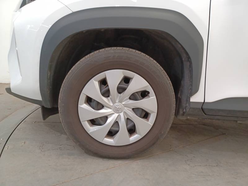 Toyota Yaris - Photo 9