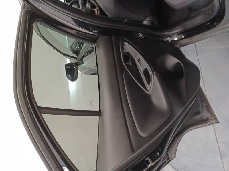 Toyota Yaris - Photo 22
