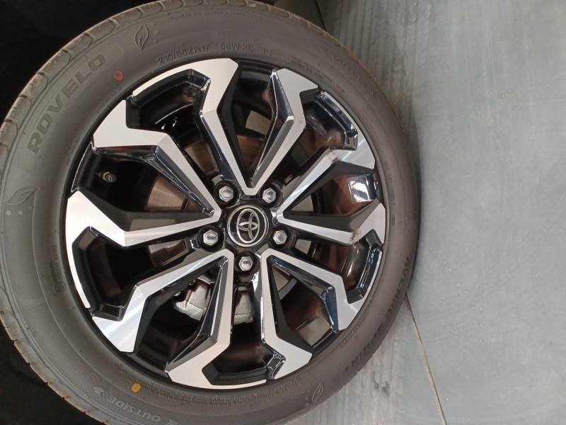 Toyota Yaris - Photo 9