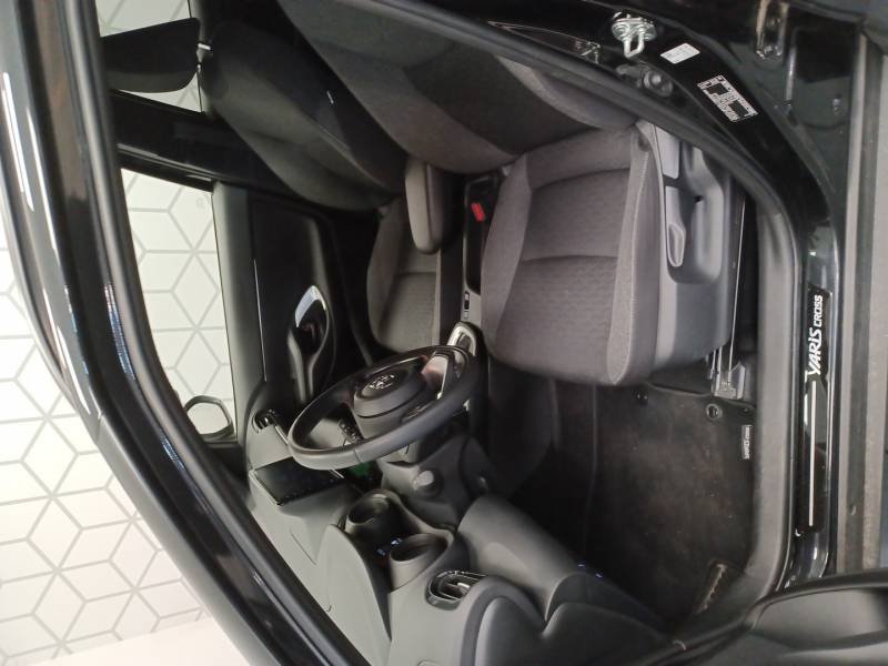 Toyota Yaris - Photo 10