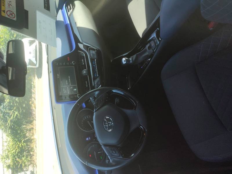 Toyota C-HR - Photo 11