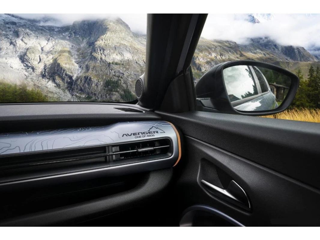 Jeep Avenger - Photo 15