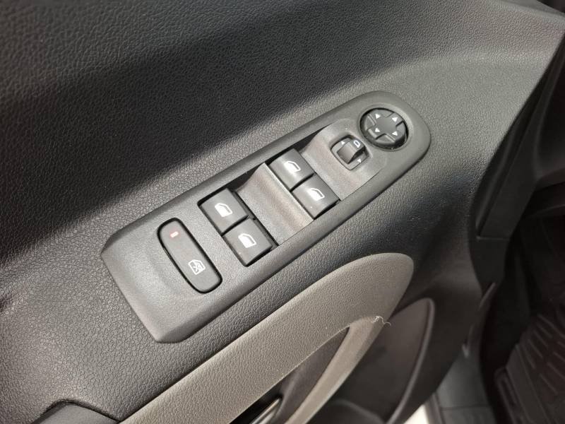 Peugeot Rifter - Photo 21