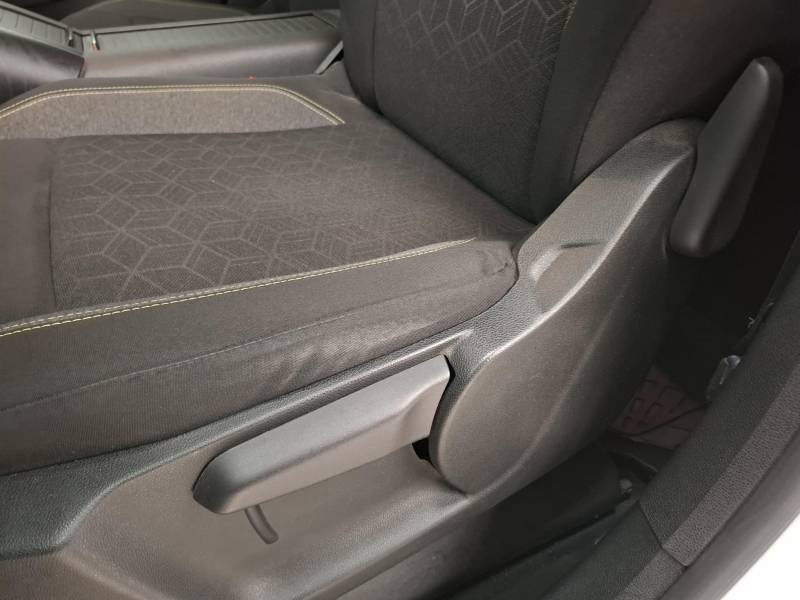 Peugeot Rifter - Photo 22