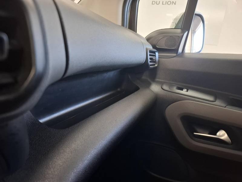 Peugeot Rifter - Photo 27
