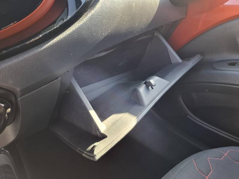 Toyota aygo x - Photo 29