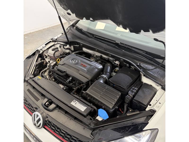Volkswagen Golf - Photo 11
