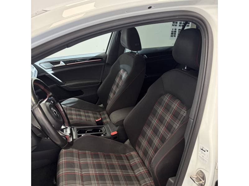 Volkswagen Golf - Photo 14