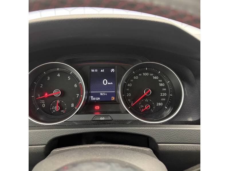 Volkswagen Golf - Photo 21