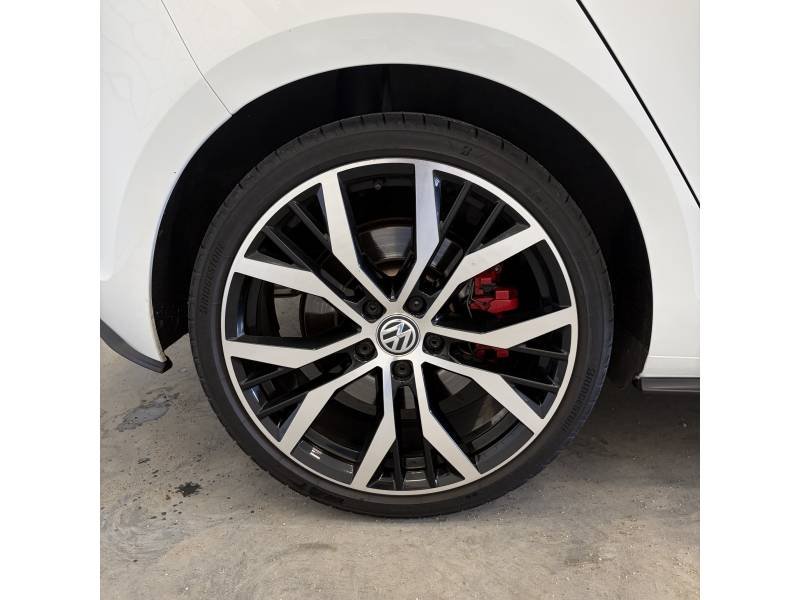 Volkswagen Golf - Photo 9