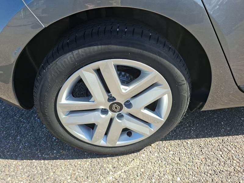 Renault Clio - Photo 11