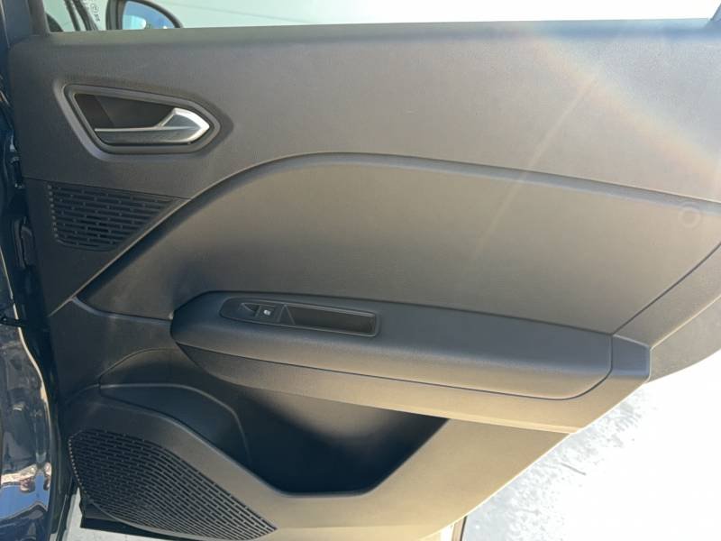 Renault Captur - Photo 11