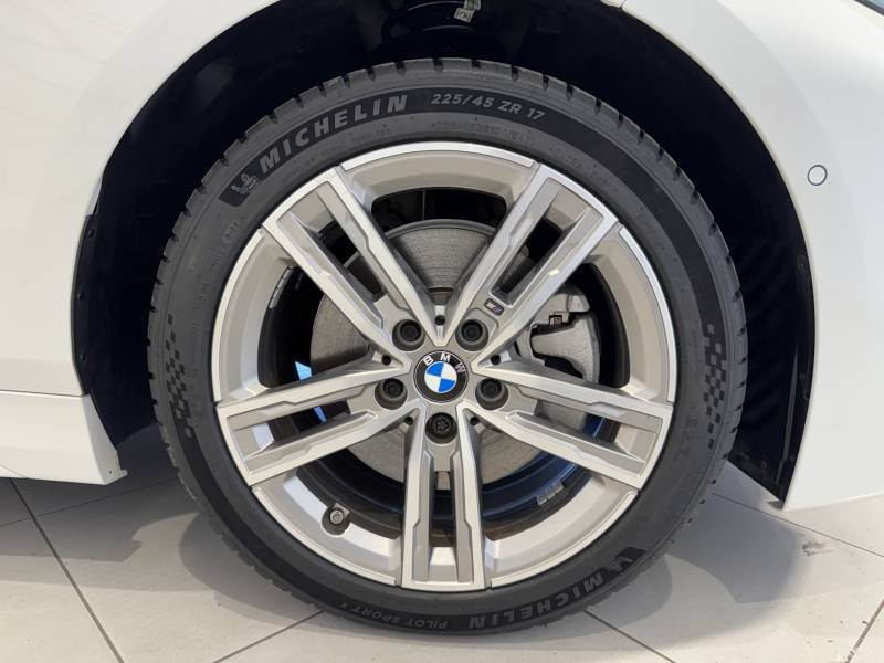 BMW Série 1 - Photo 18