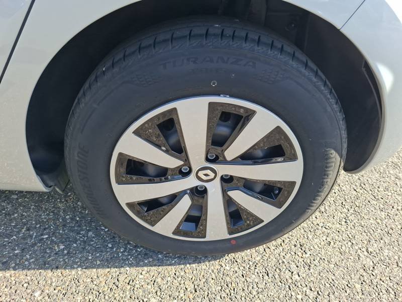 Renault Clio - Photo 15