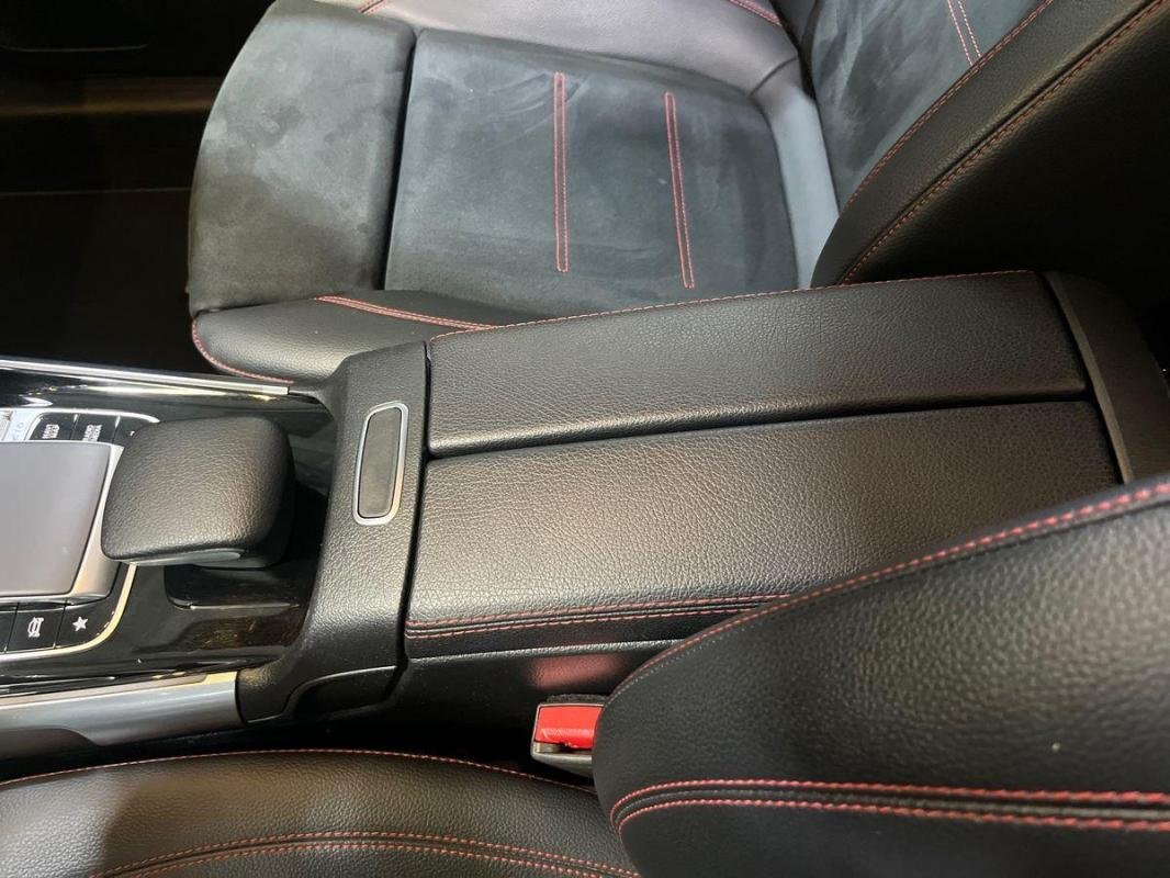 Mercedes GLB - Photo 12