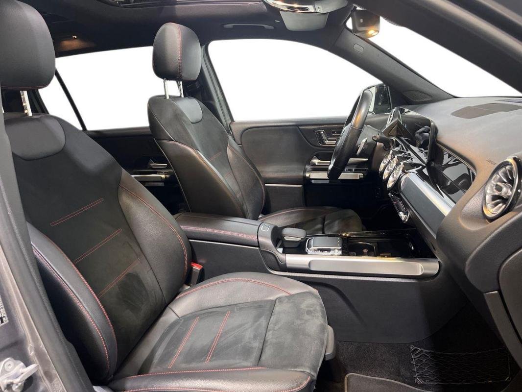 Mercedes GLB - Photo 13