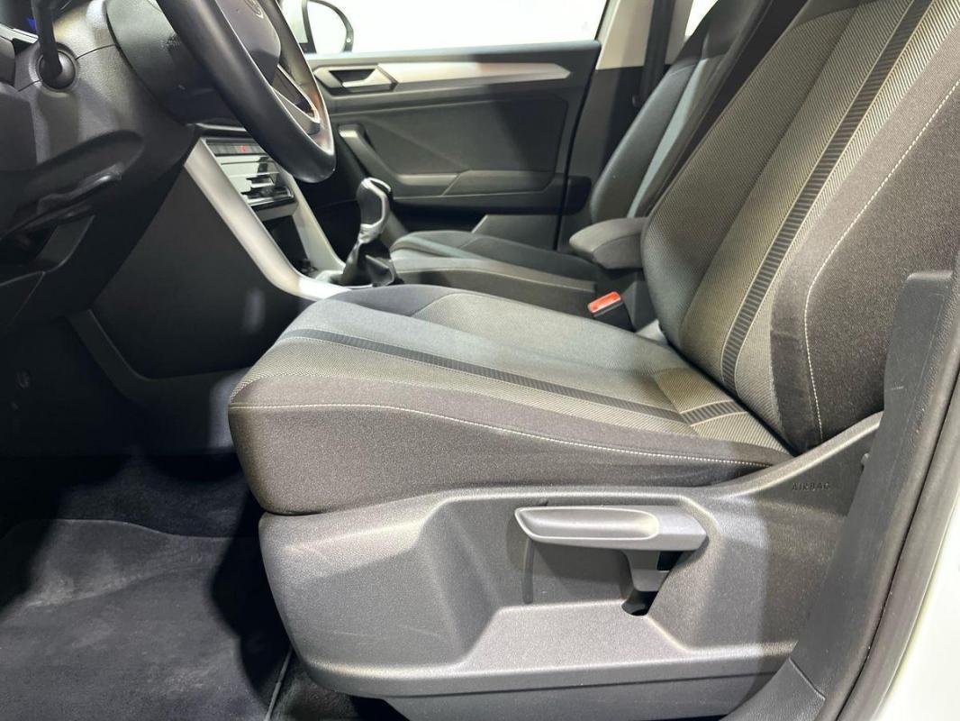 Volkswagen T-Roc - Photo 14