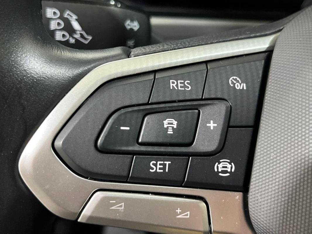 Volkswagen T-Roc - Photo 21