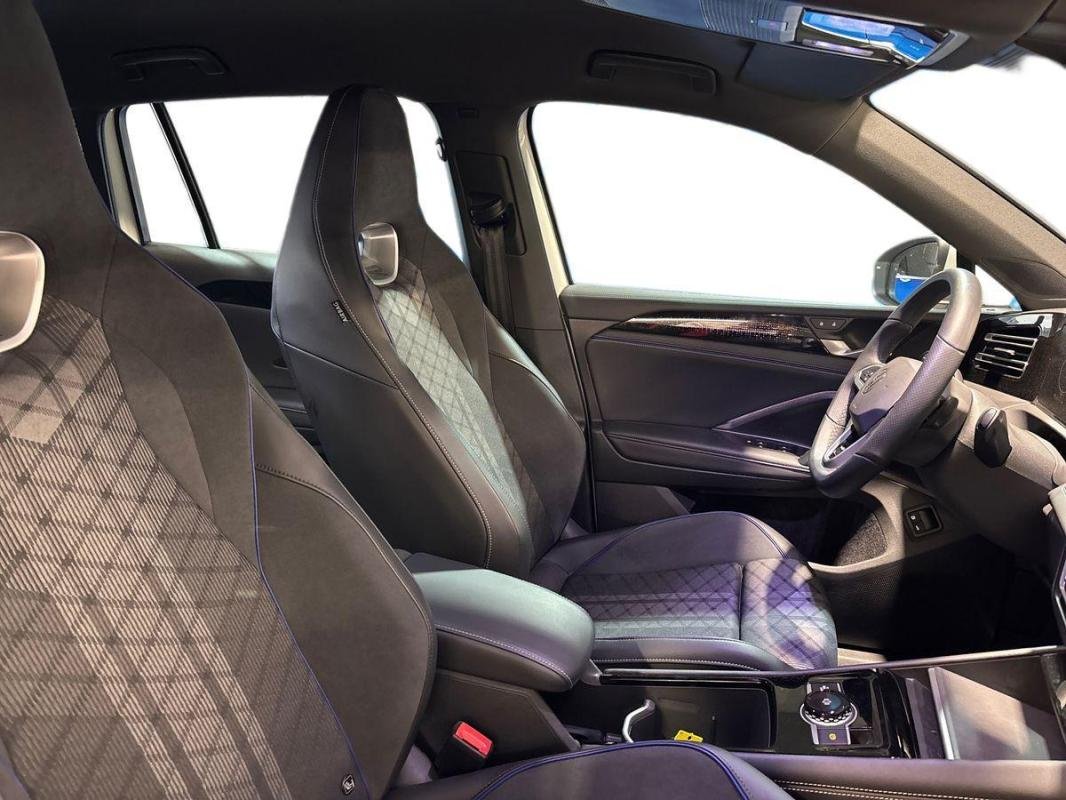 Volkswagen Tiguan - Photo 13