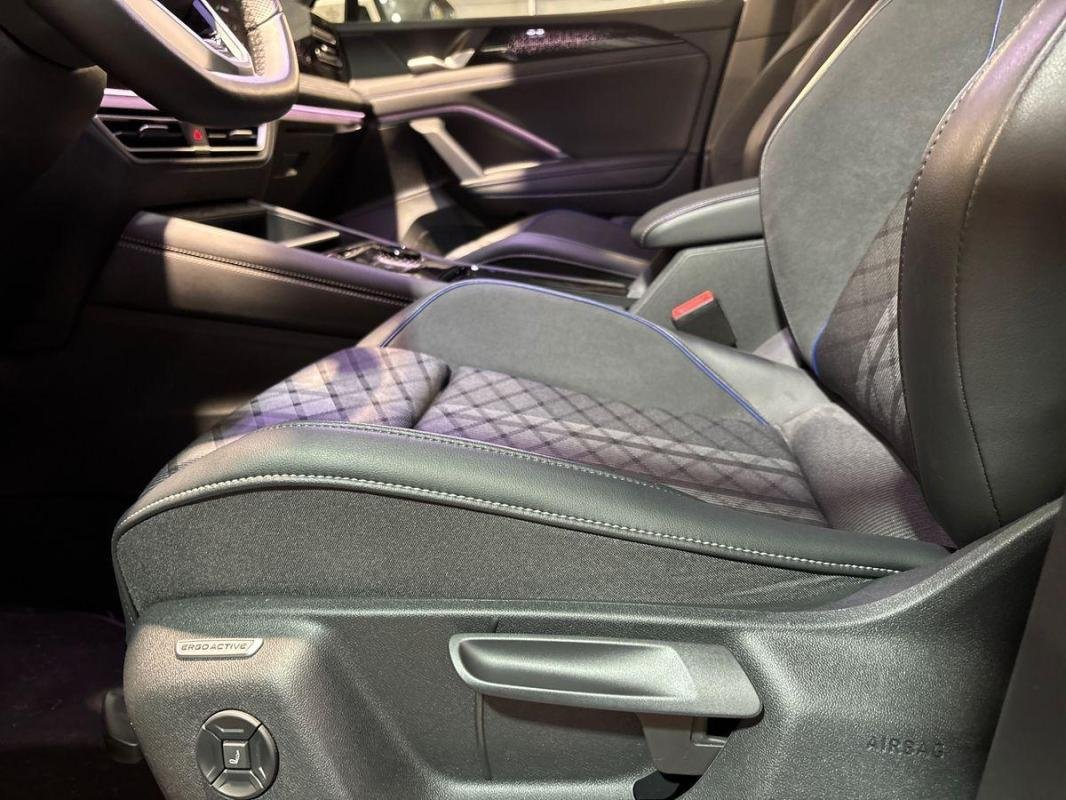 Volkswagen Tiguan - Photo 14