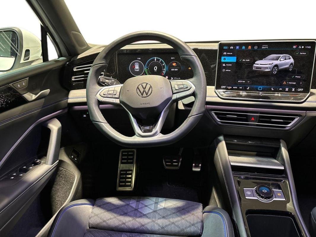 Volkswagen Tiguan - Photo 24