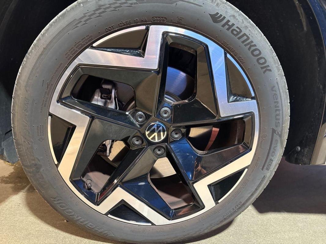 Volkswagen Tiguan - Photo 29