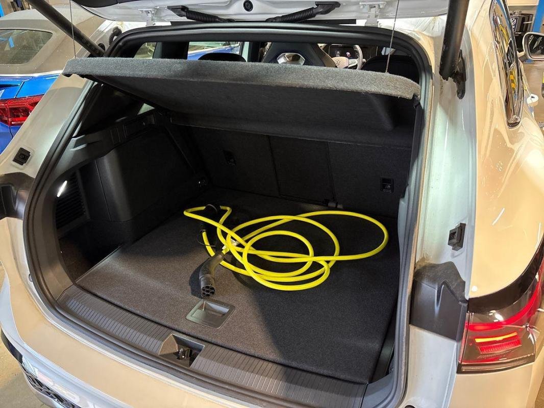 Volkswagen Tiguan - Photo 32