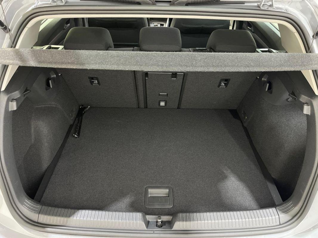 Volkswagen Golf - Photo 31