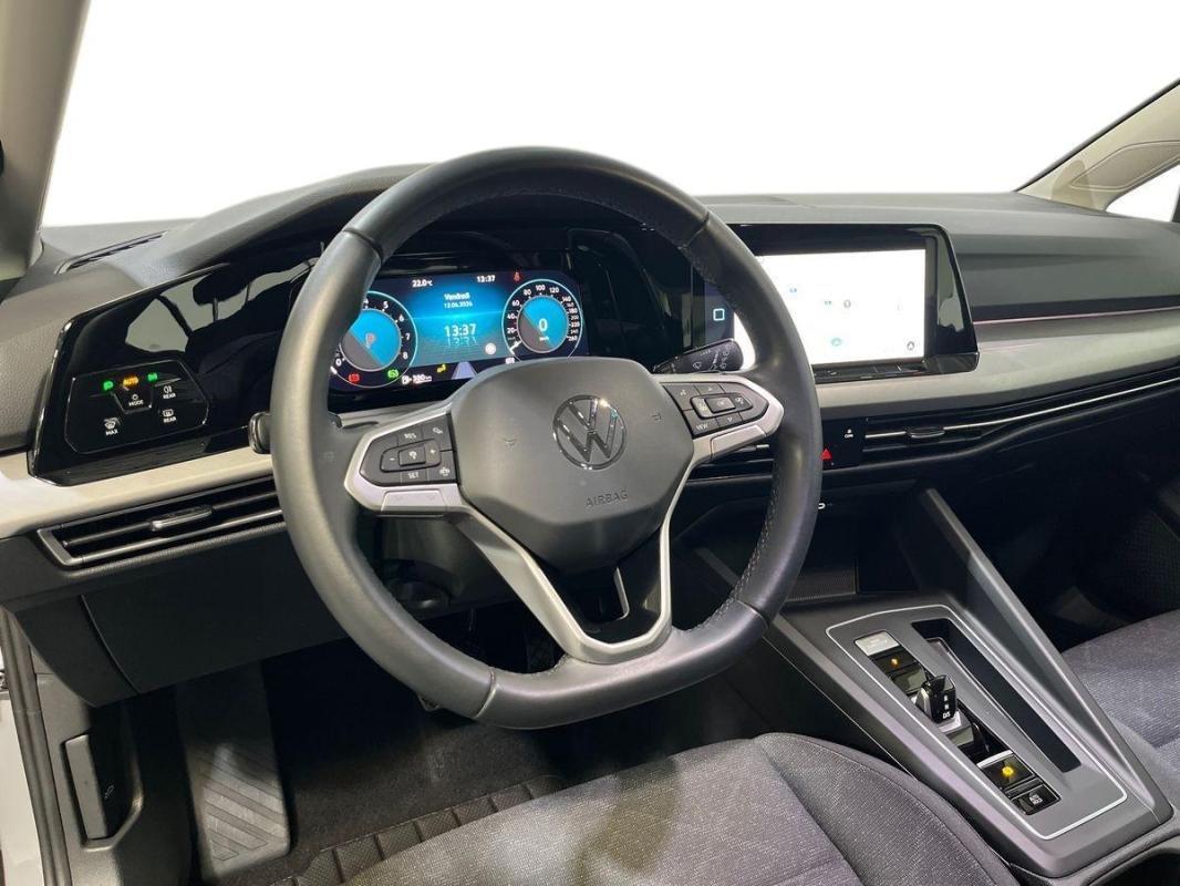 Volkswagen Golf - Photo 9