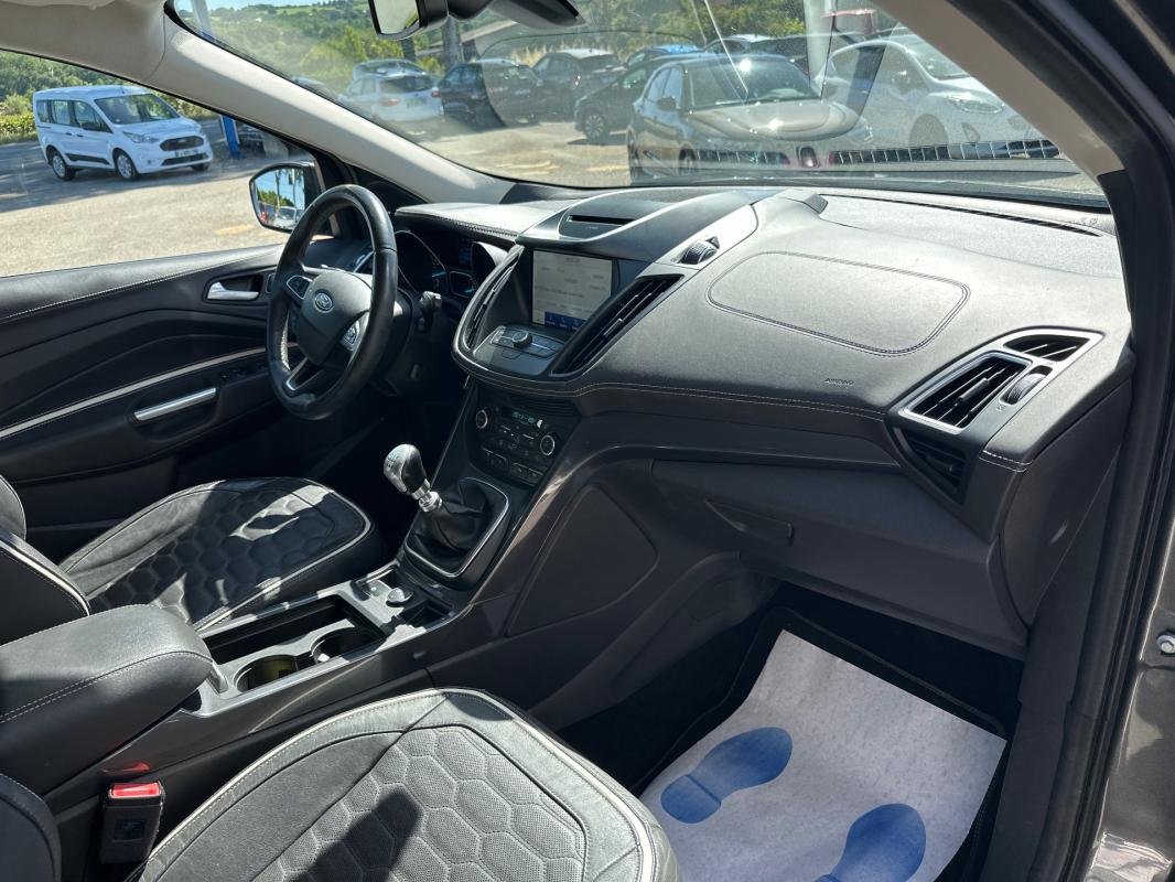 Ford Kuga - Photo 13
