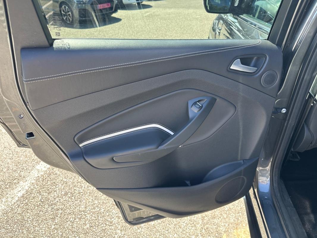 Ford Kuga - Photo 16