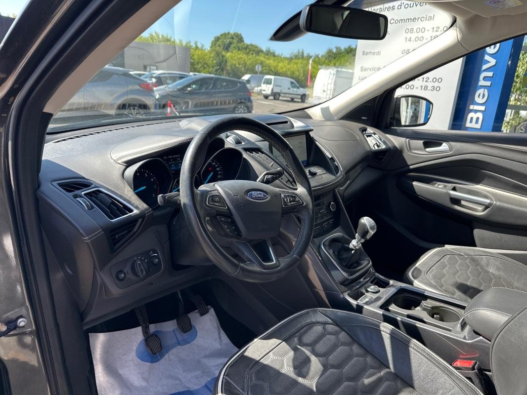 Ford Kuga - Photo 18