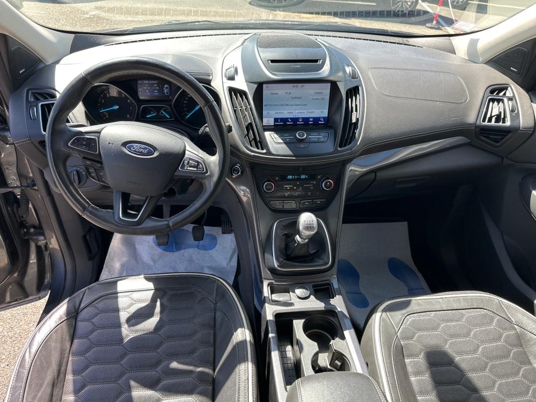 Ford Kuga - Photo 20