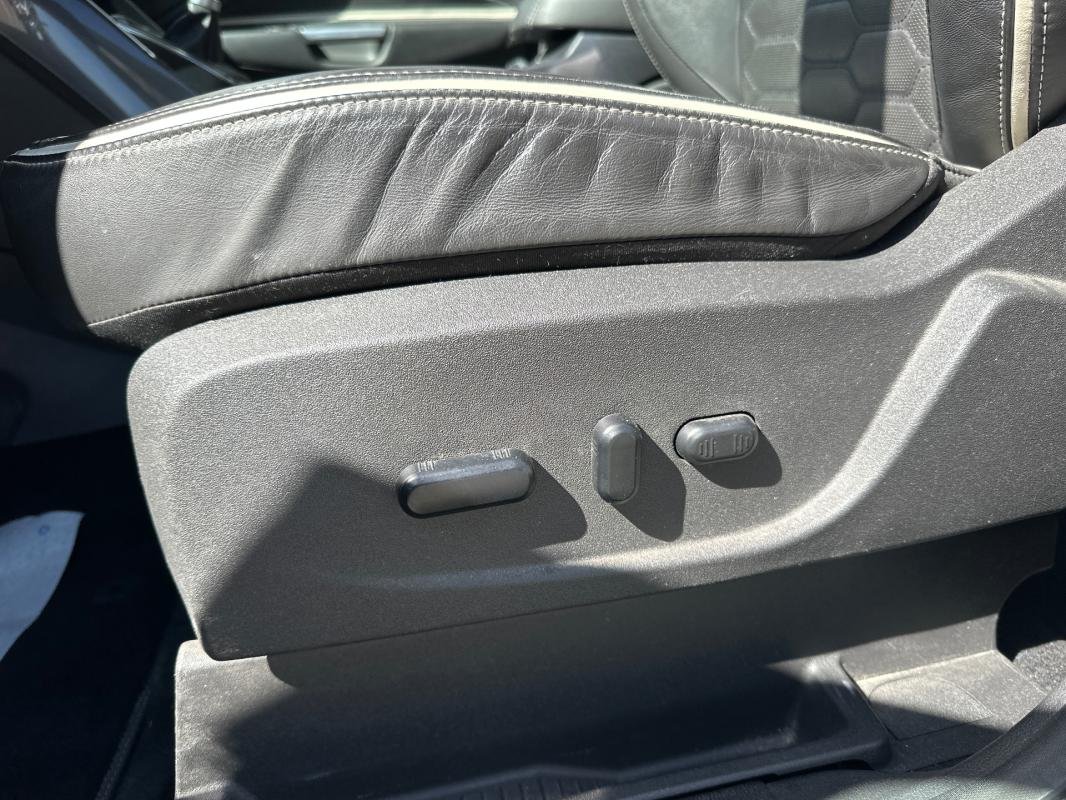 Ford Kuga - Photo 21
