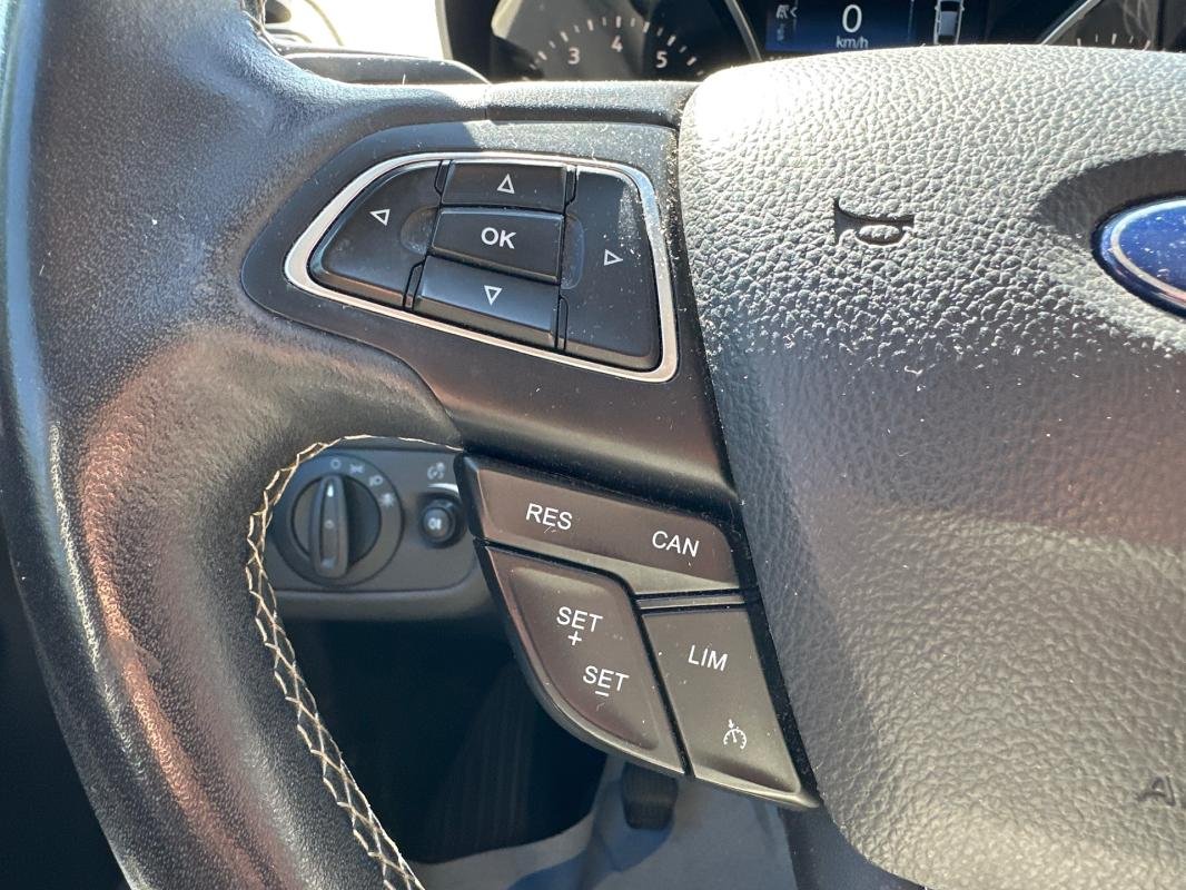 Ford Kuga - Photo 24