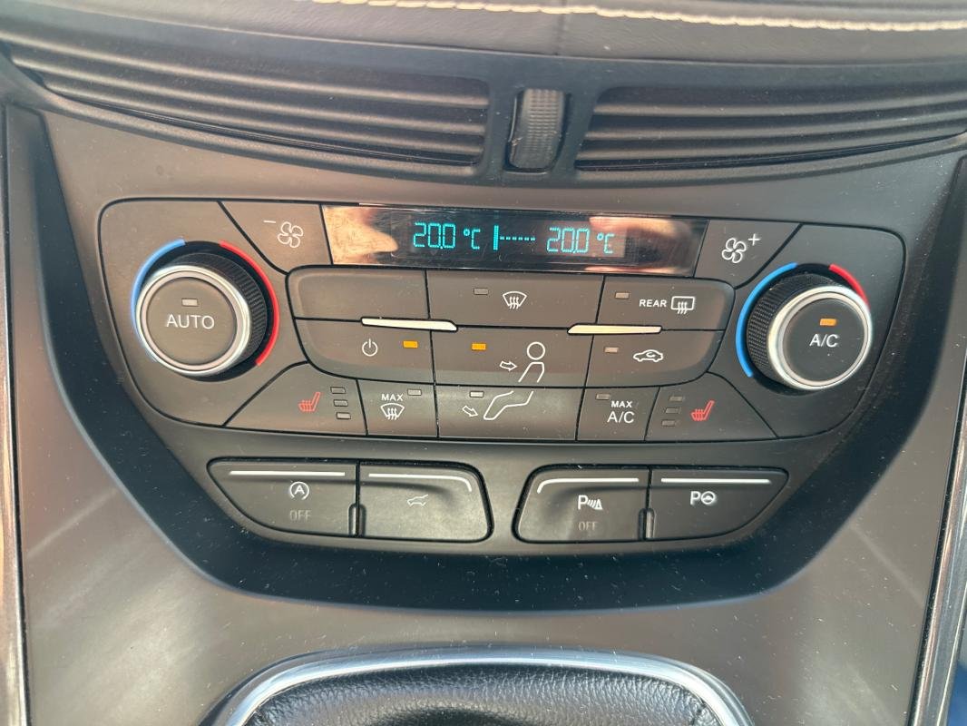 Ford Kuga - Photo 31