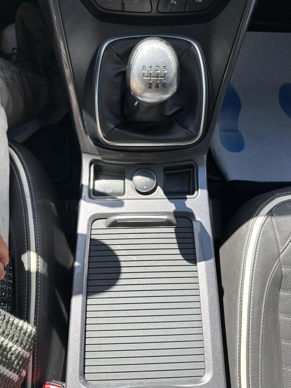 Ford Kuga - Photo 32