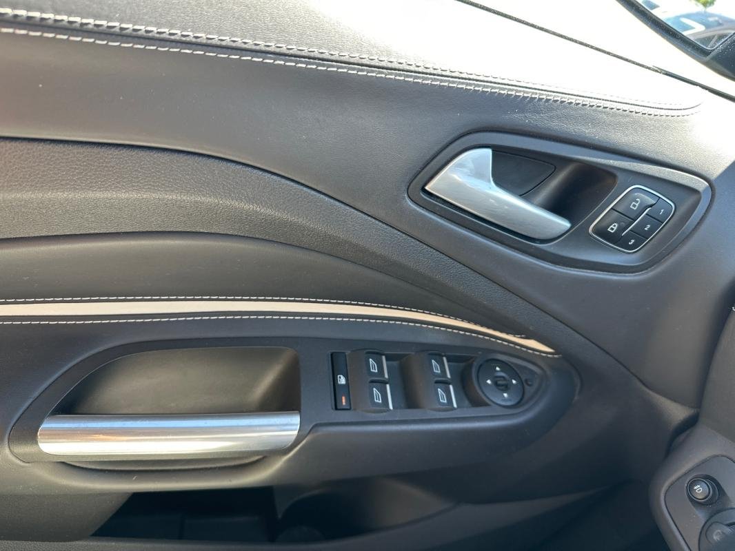 Ford Kuga - Photo 34