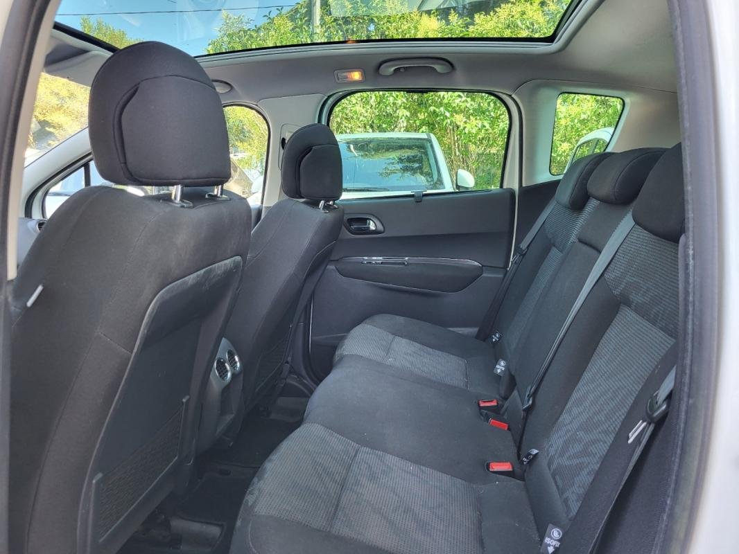 Peugeot 3008 - Photo 9