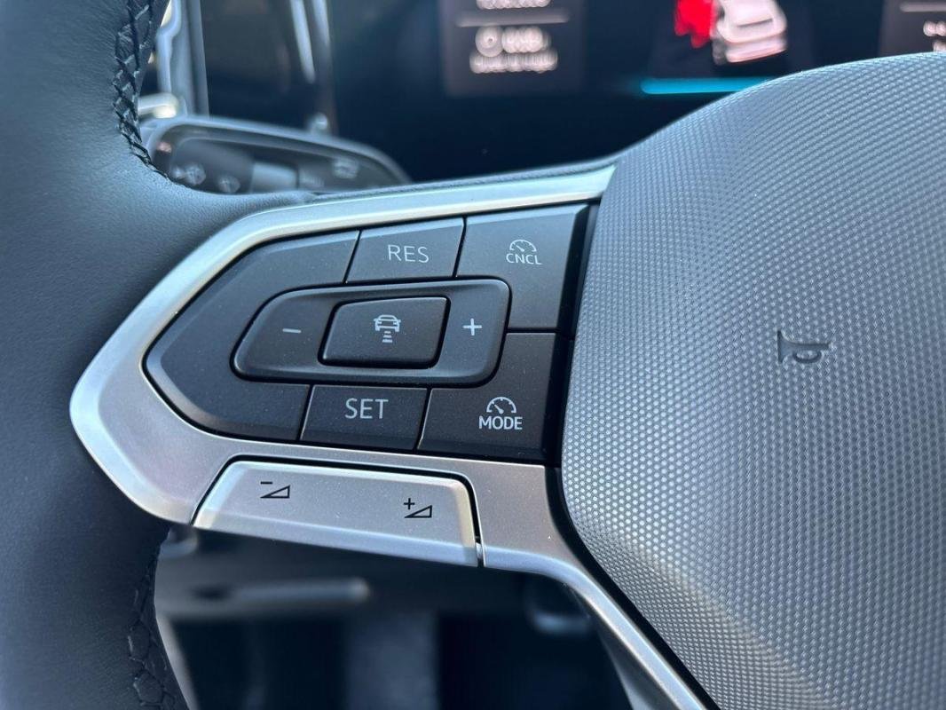 Volkswagen Tiguan - Photo 21