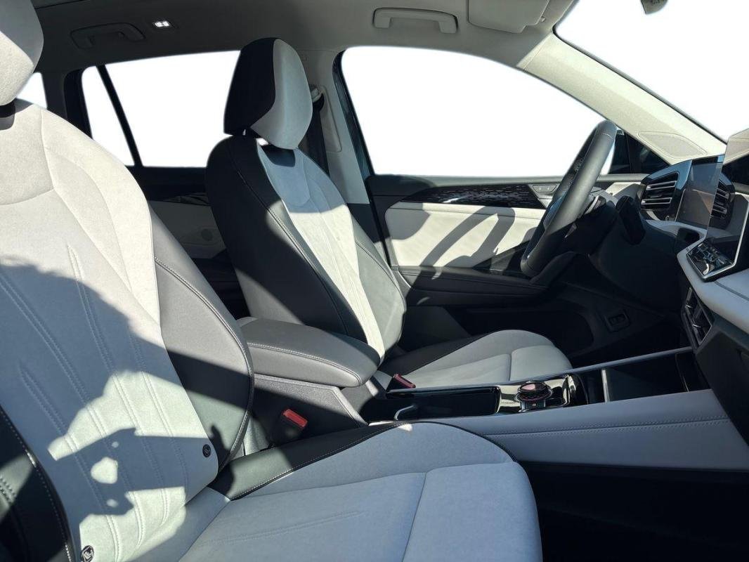 Volkswagen Tiguan - Photo 13