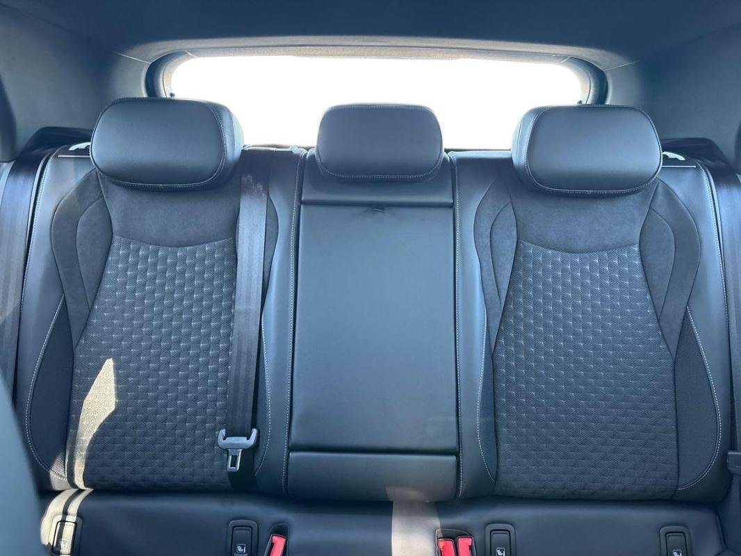 Volkswagen T-Roc - Photo 22