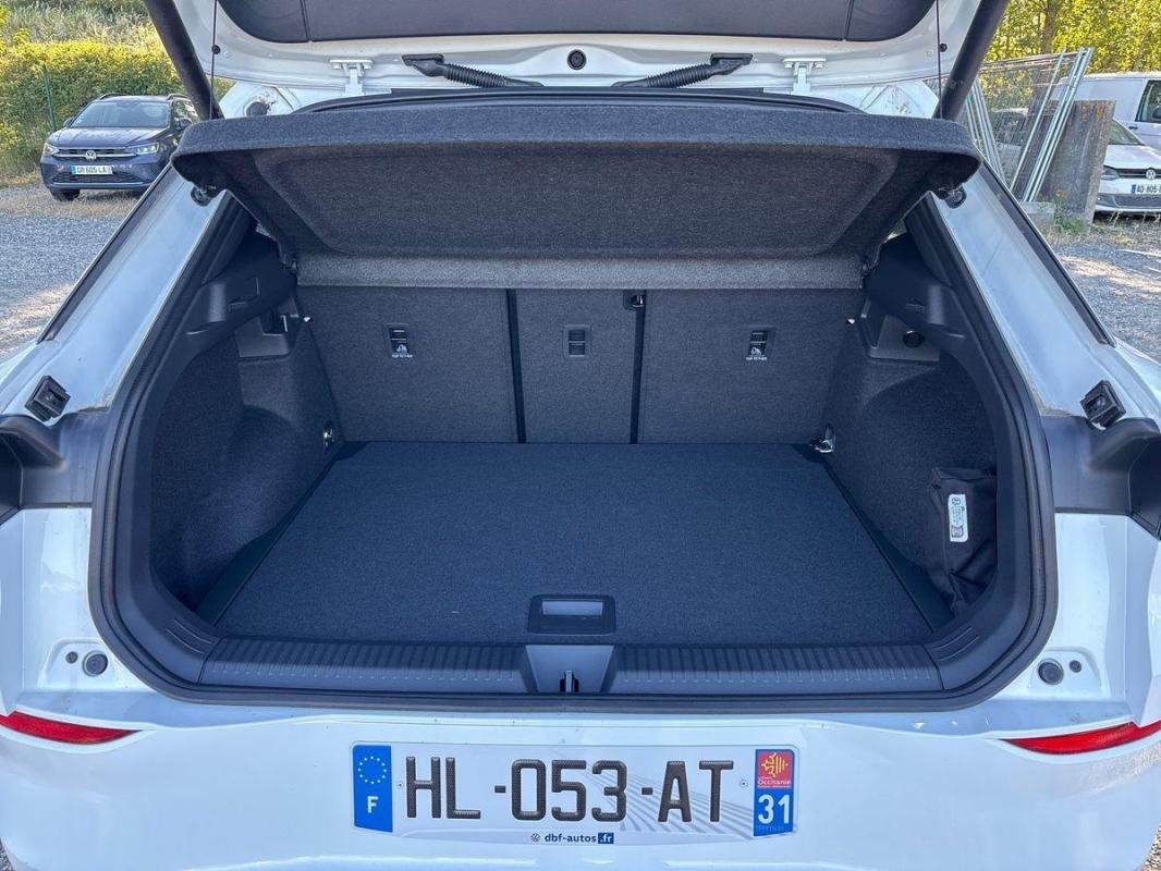 Volkswagen T-Roc - Photo 31