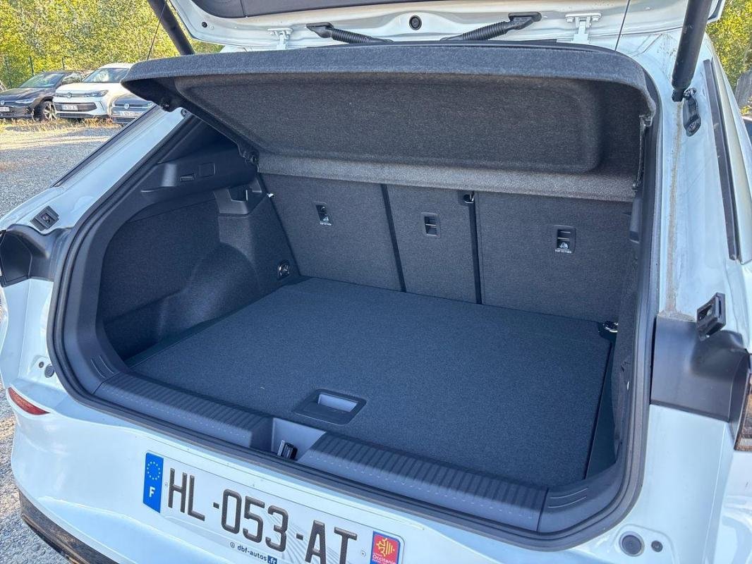 Volkswagen T-Roc - Photo 32
